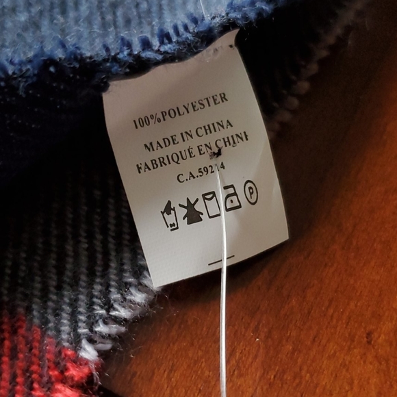 Donated 😃3 for 20😃 Children's Scarf - Picture 3 of 3